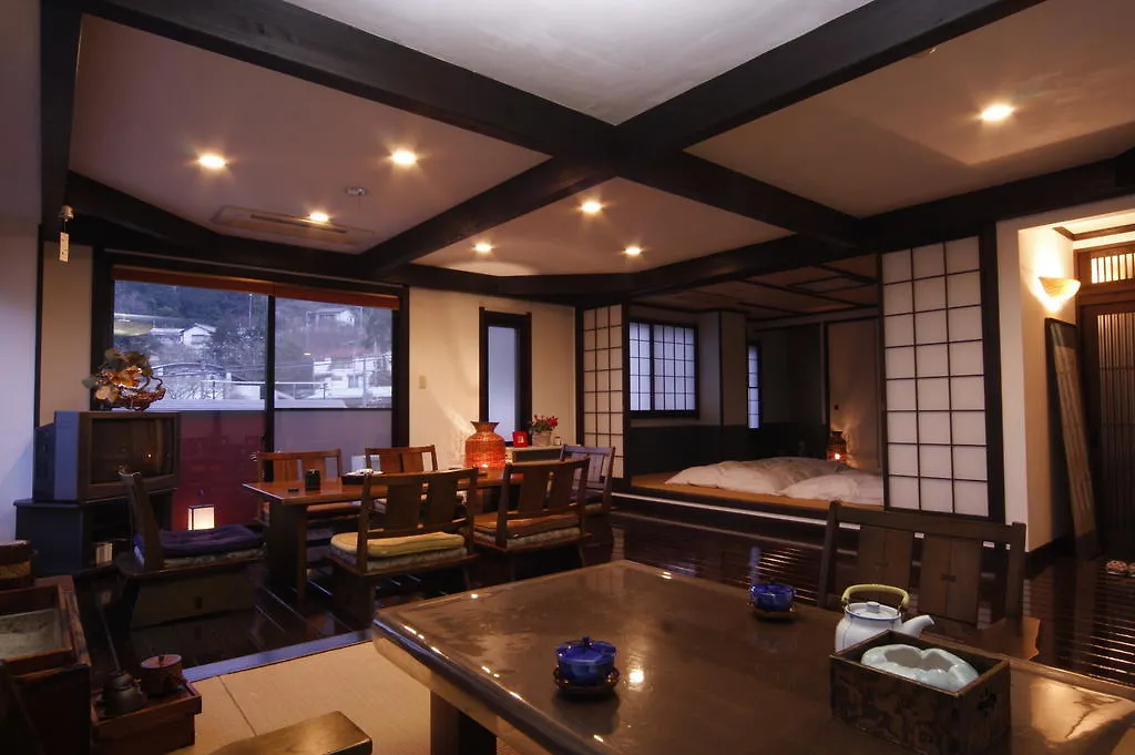 Umimoto Hotel Hakone 3*,